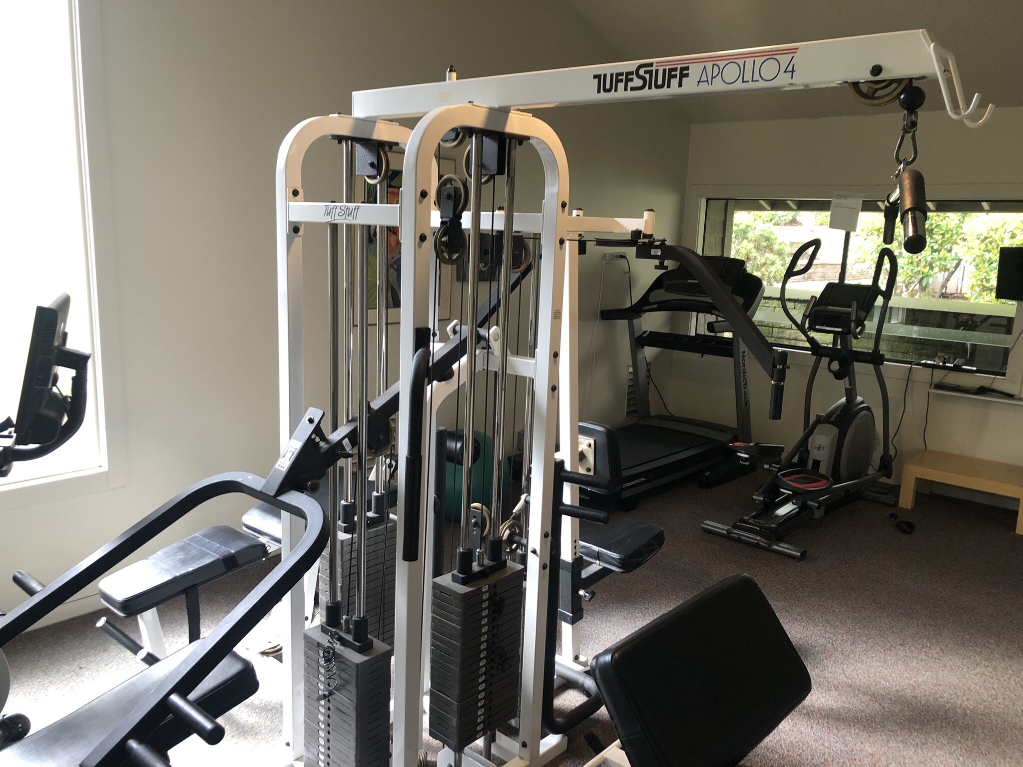 Building Photo - 100 Kinross Dr