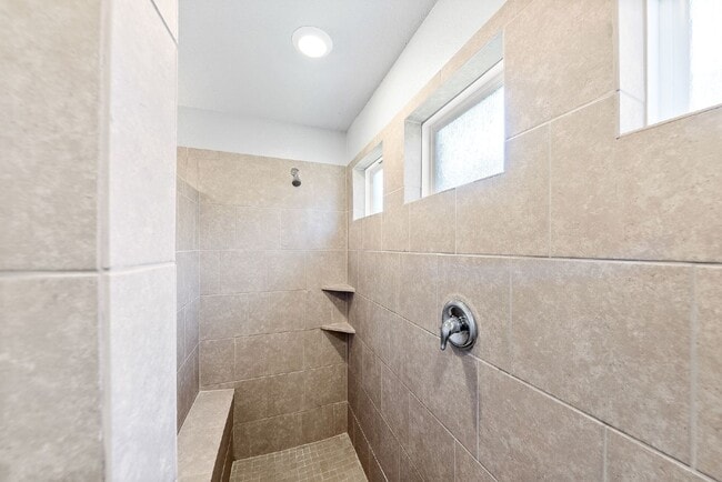 Building Photo - 3-Bed, 2-Bath Sanctuary Where Comfort Meets Charm