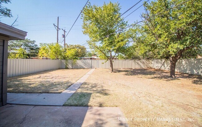 Building Photo - 2710 68th St