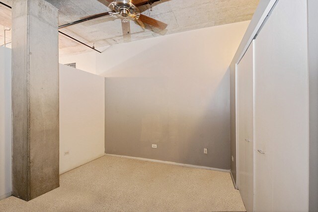Building Photo - 933 W Van Buren St