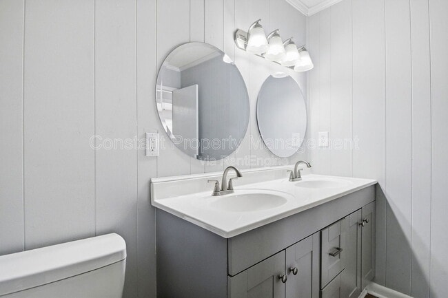 Building Photo - 105 Maxwell Dr