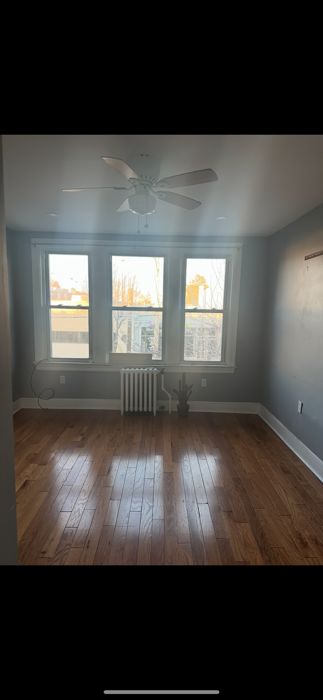 Building Photo - 712 Church Ln