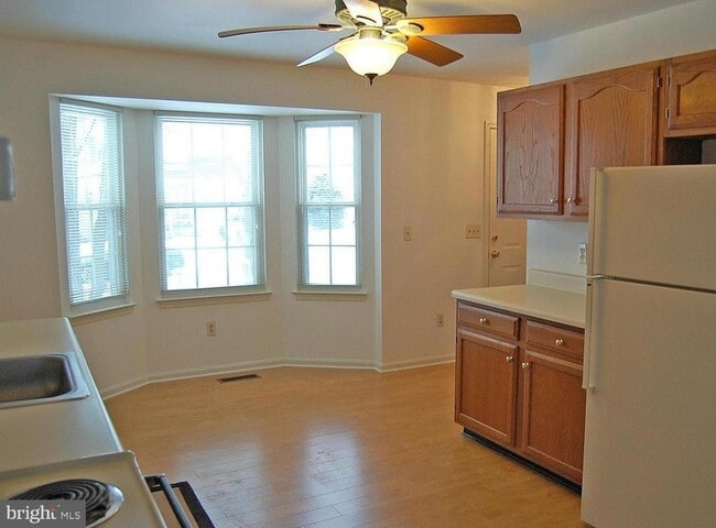 Building Photo - 7854 Kings Bench Pl