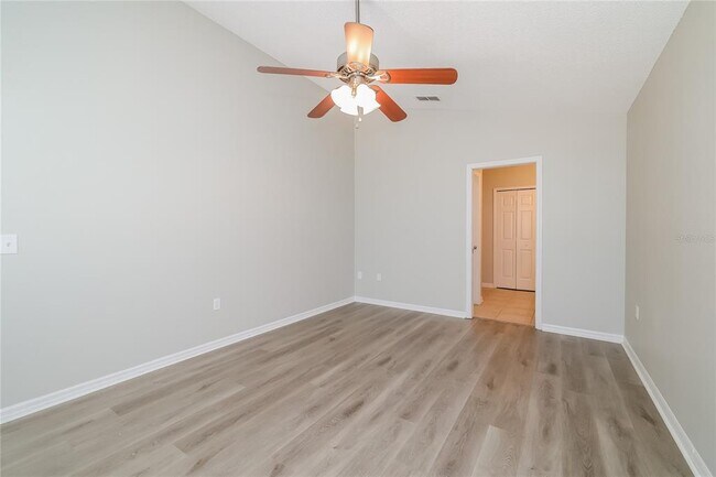 Building Photo - 417 Peppermill Cir