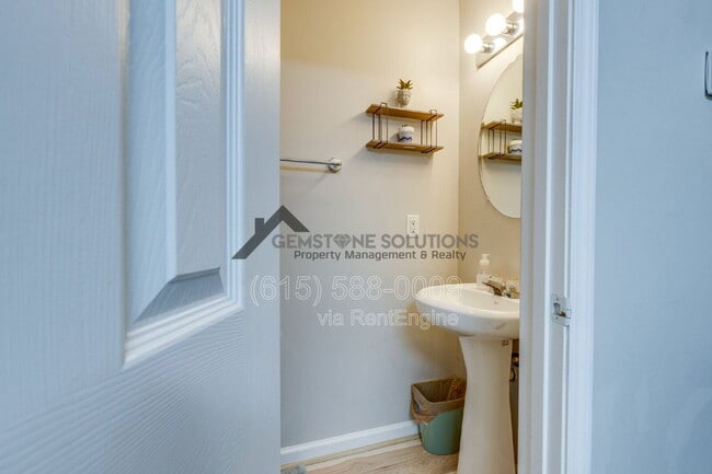 Building Photo - 668 Flintlock Ct