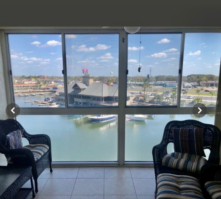 Building Photo - 4939 Floramar Ter