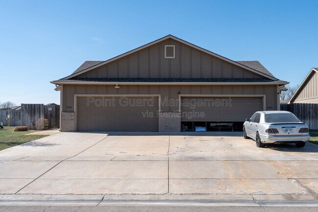 Building Photo - 3412 E Aster St