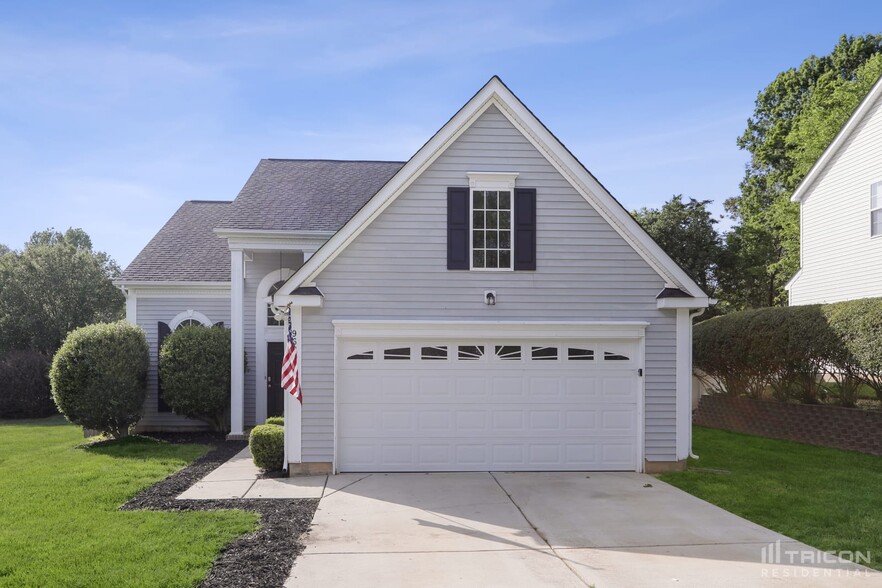 Primary Photo - 9629 Green Apple Dr