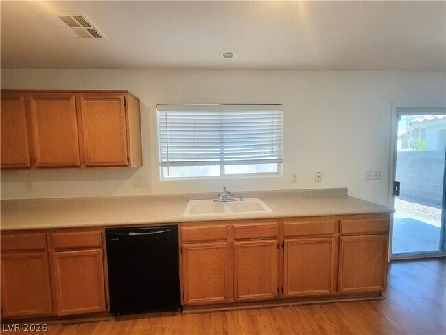 Building Photo - 3962 Silver Strike Ct