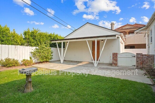 Building Photo - 5183 Marlborough Dr