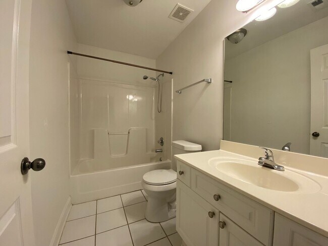 Building Photo - Home for rent in Hoover!!! View with 48 Hours Notice!