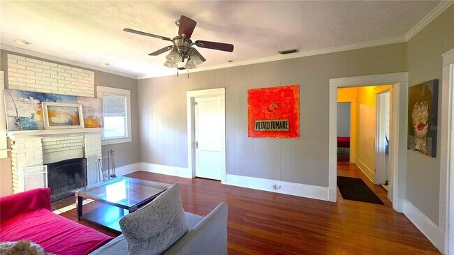 Building Photo - 1614 Drew St