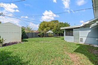 Building Photo - 710 NW 65th Terrace