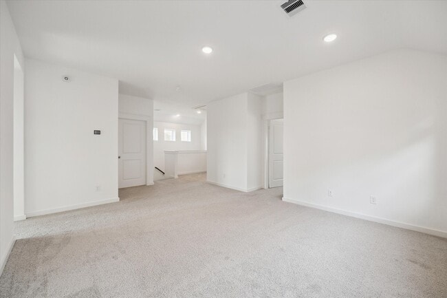Building Photo - 7419 Casuna Ln