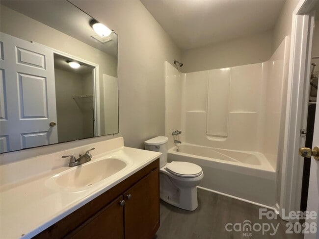 Building Photo - 113 Ridge Ave