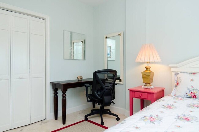 Building Photo - 2400 N Lumina Ave