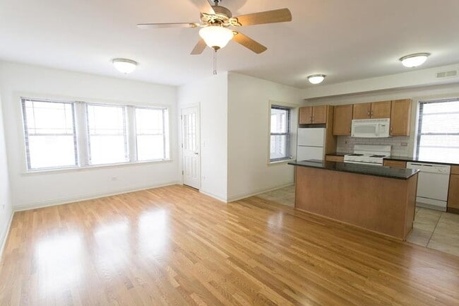 Floorplan - 5401-5405 S. Drexel Boulevard