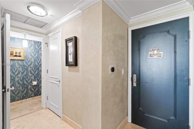 Building Photo - 3350 SW 27th Ave