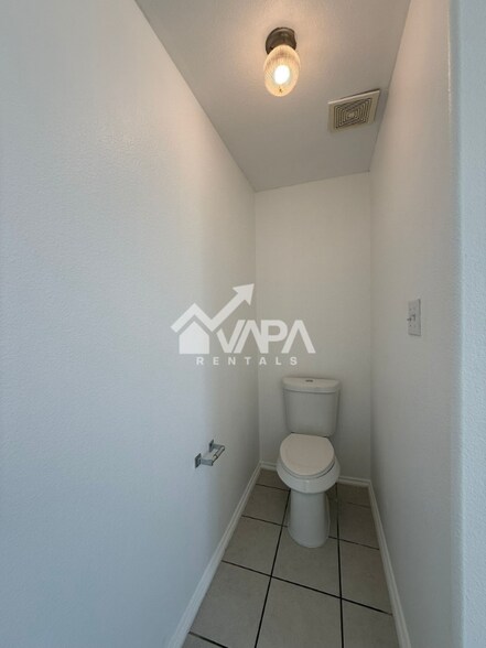 Building Photo - 5626 Red Canyon