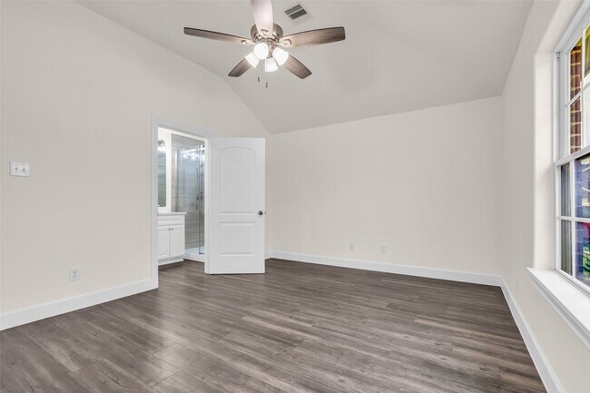 Building Photo - 11919 Prosperity Point Dr