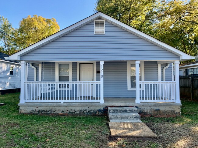 Primary Photo - "5 Points Beauty 2-Bed Oasis in Huntsville. $500 off one month with 18 month lease!!!