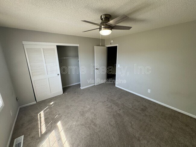 Building Photo - 616 S Boddie St