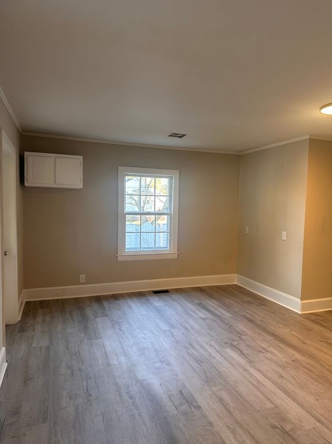 Building Photo - RENTAL HOME 3BD/2BTH