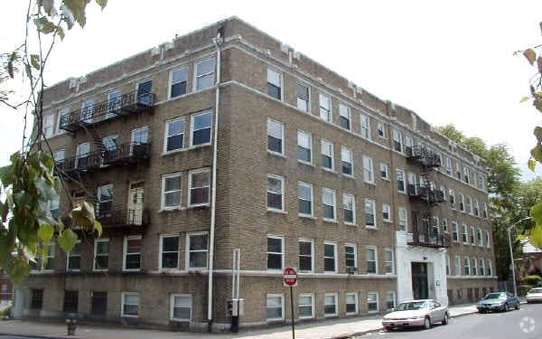 Primary Photo - 38 Winans St