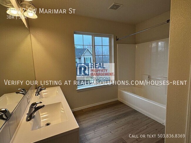 Building Photo - 20477 SW Marimar St