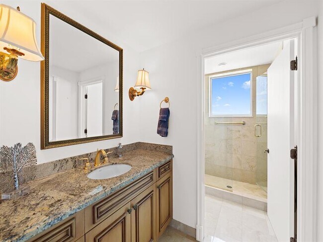 Building Photo - 3055 Harbor Dr