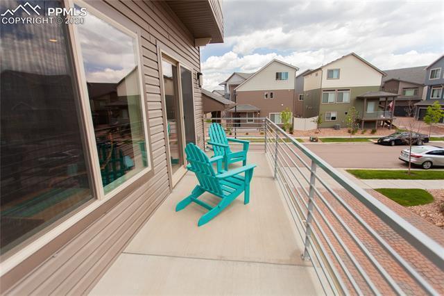 Balcony Living Room - 6236 John Muir Trl