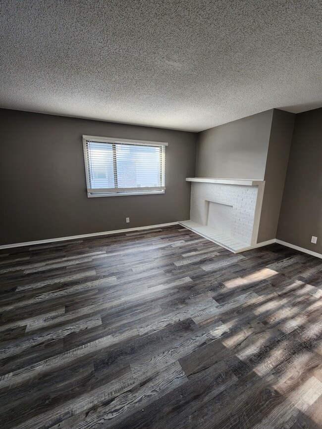 Building Photo - 4130 Baldwin Ave