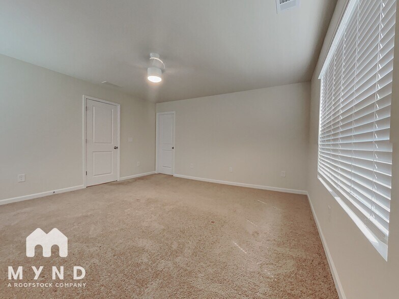 Building Photo - 6472 Mountain Home Way