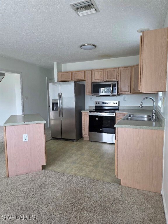 Building Photo - 250 Leawood Cir