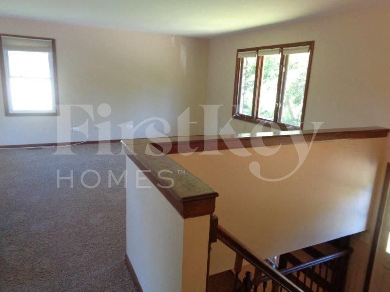 Building Photo - 28577 W High Rd