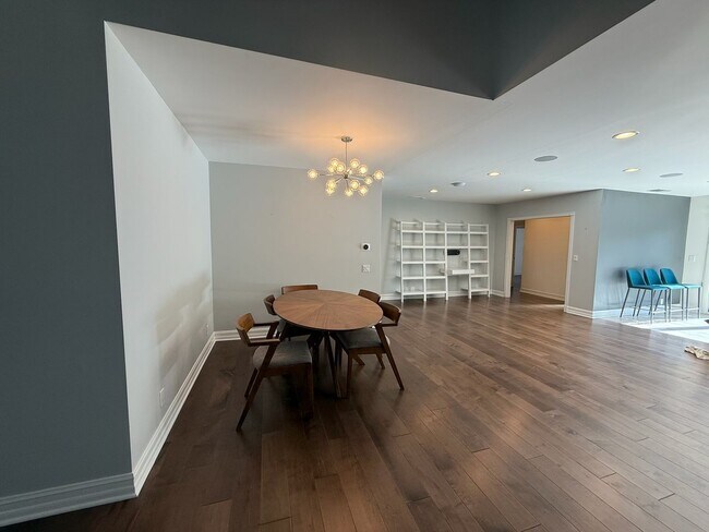 Building Photo - Single story - 3 bedroom, 3 bath + bonus room