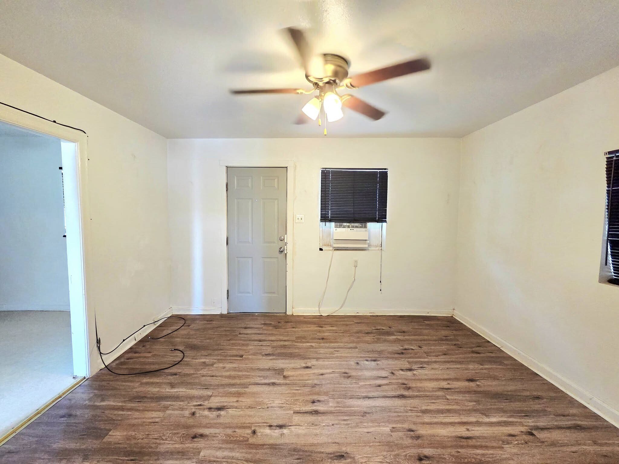 Building Photo - 1008 Runnels St
