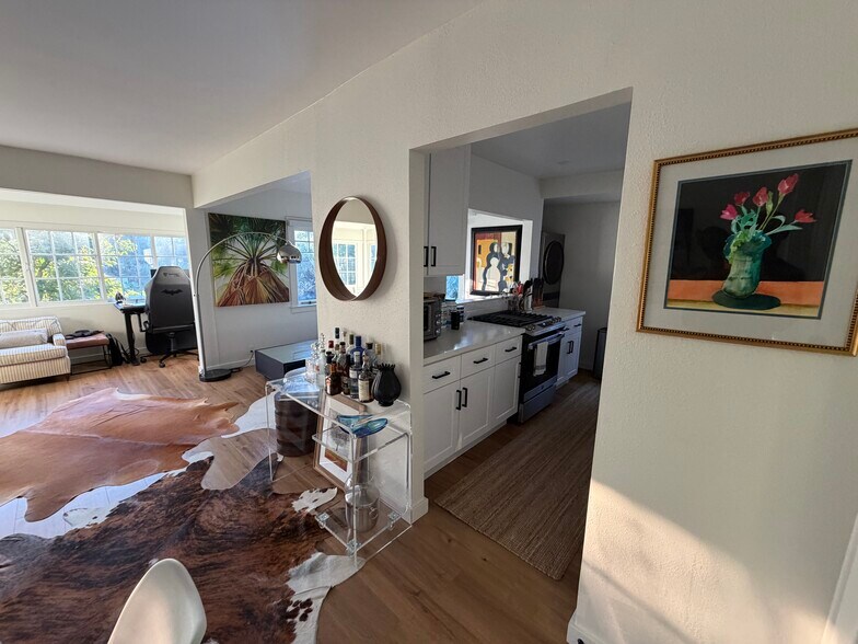 Building Photo - 6124 Glen Tower St