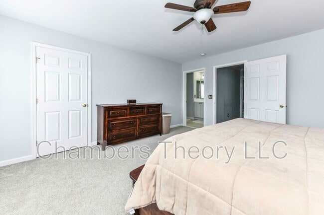 Building Photo - 359 Preston Dr