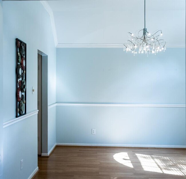 Building Photo - 16818 Benwick Dr