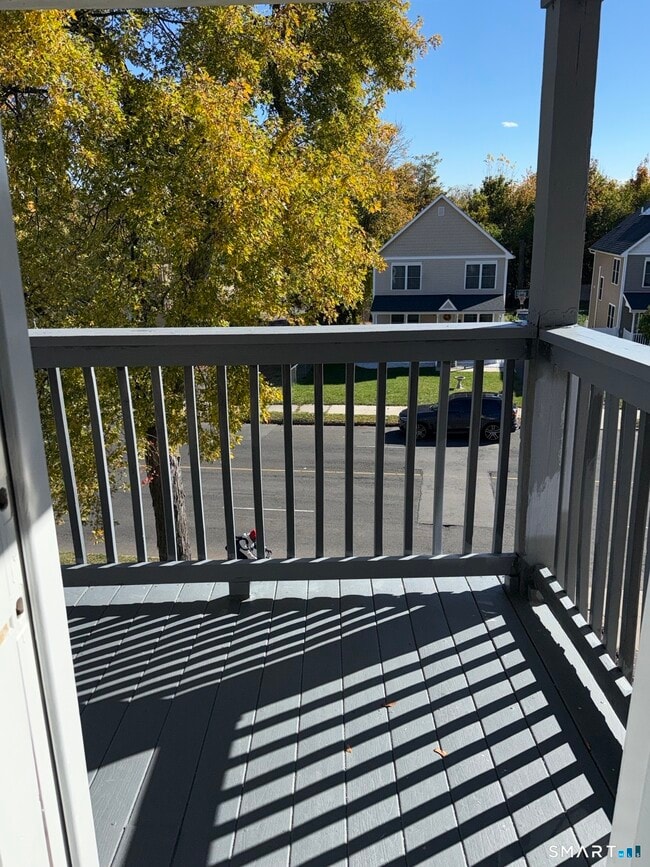 Building Photo - 2657 Main St