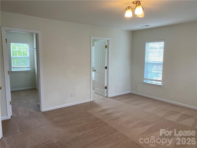 Building Photo - 17332 Newlands Corner Ln