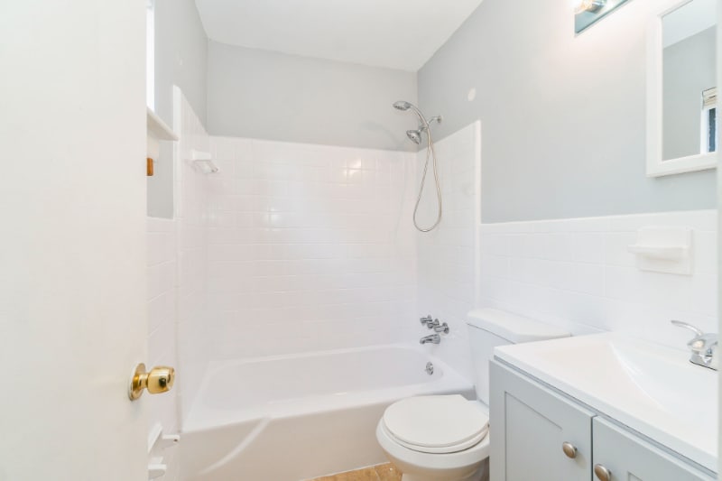 Building Photo - 487 W Ocean View Ave