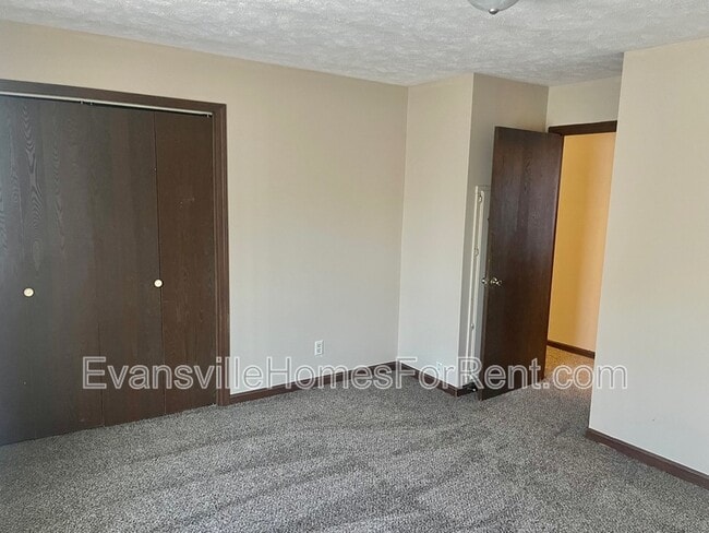 Building Photo - 6515 Uebelhack Rd