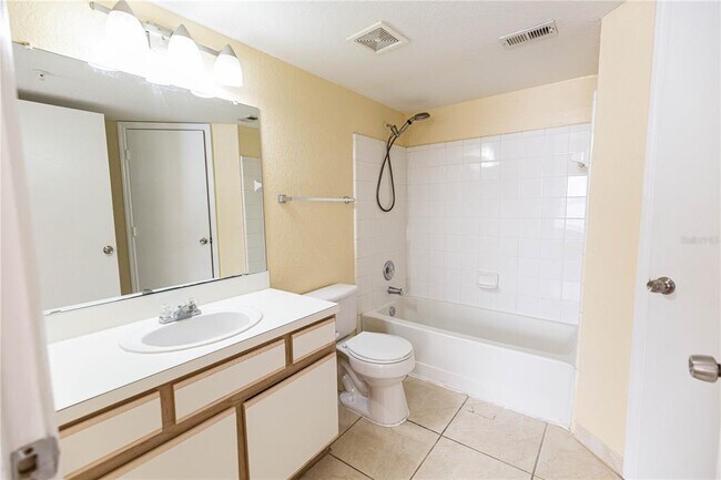 Building Photo - 2208 Antigua Pl