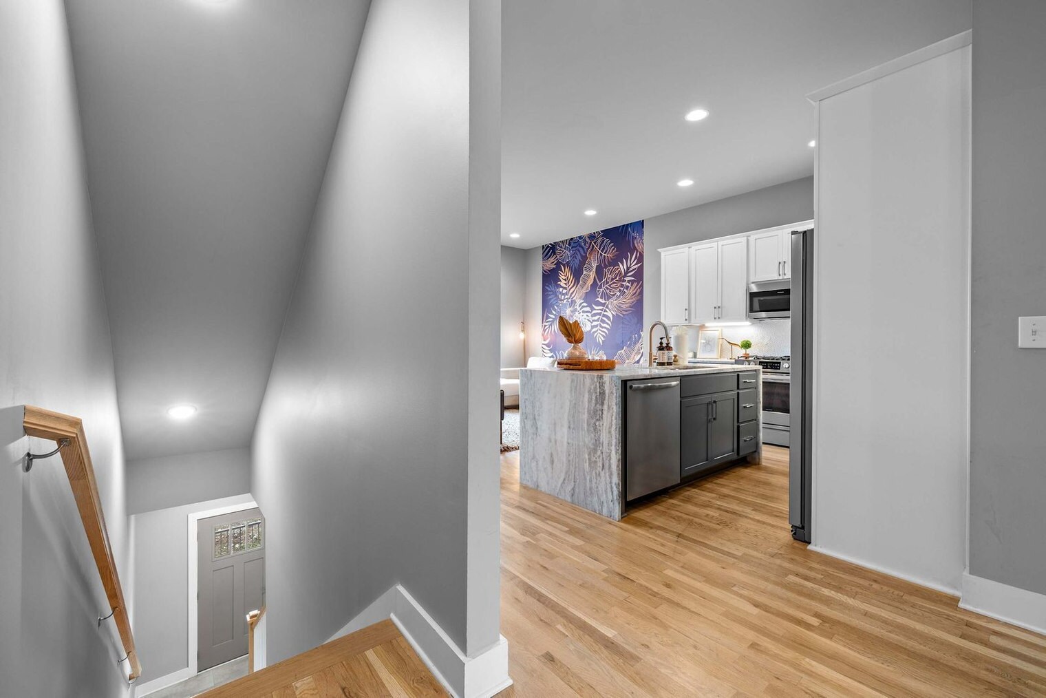 Building Photo - 970 Youngs Ln