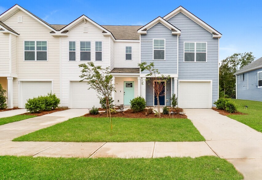 Building Photo - 61 Striker Rd