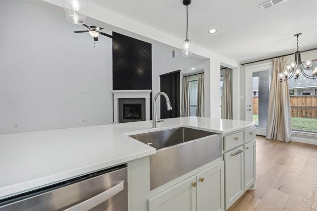 Building Photo - 4130 Sandhills Ln