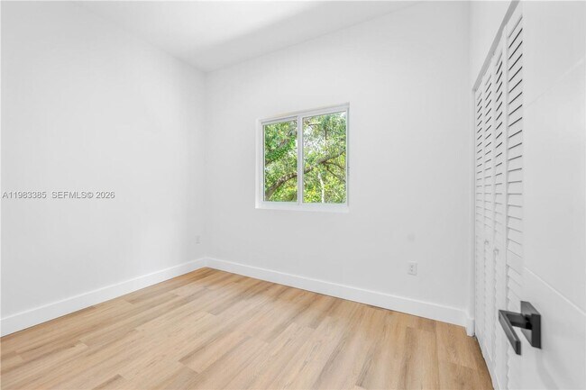 Building Photo - 2121 NW 45th St