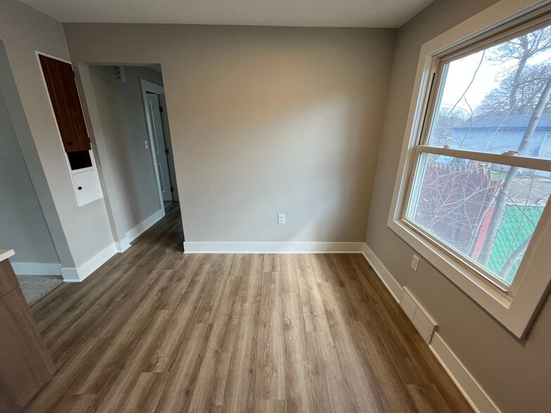 Building Photo - 393 W 20th St